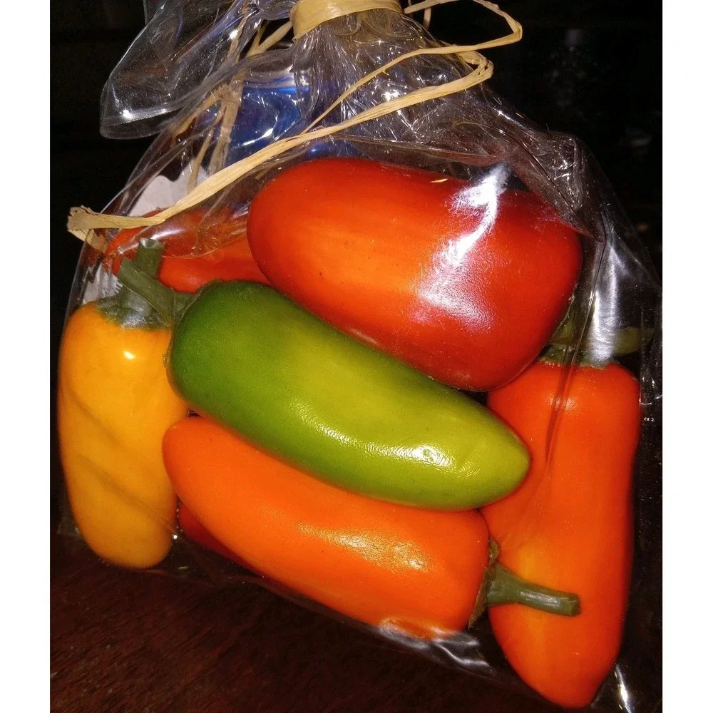 8‎ Artificial Chile Peppers Decorative Vegetable Fake Home Decor Farmhouse NEW